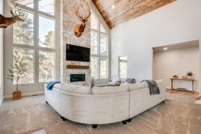 Near Lakes and Trails Cabin in Duck Creek Village!